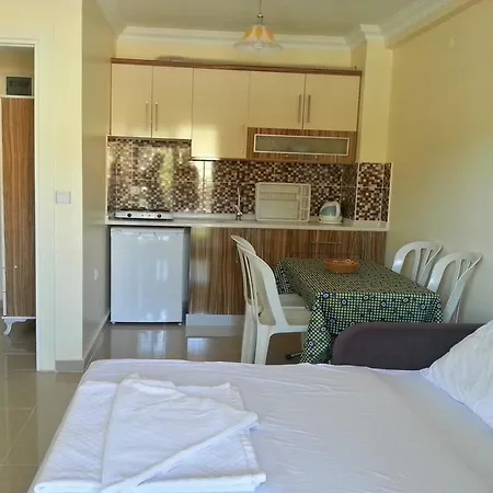 Kleopatra Aparthotel İçmeler